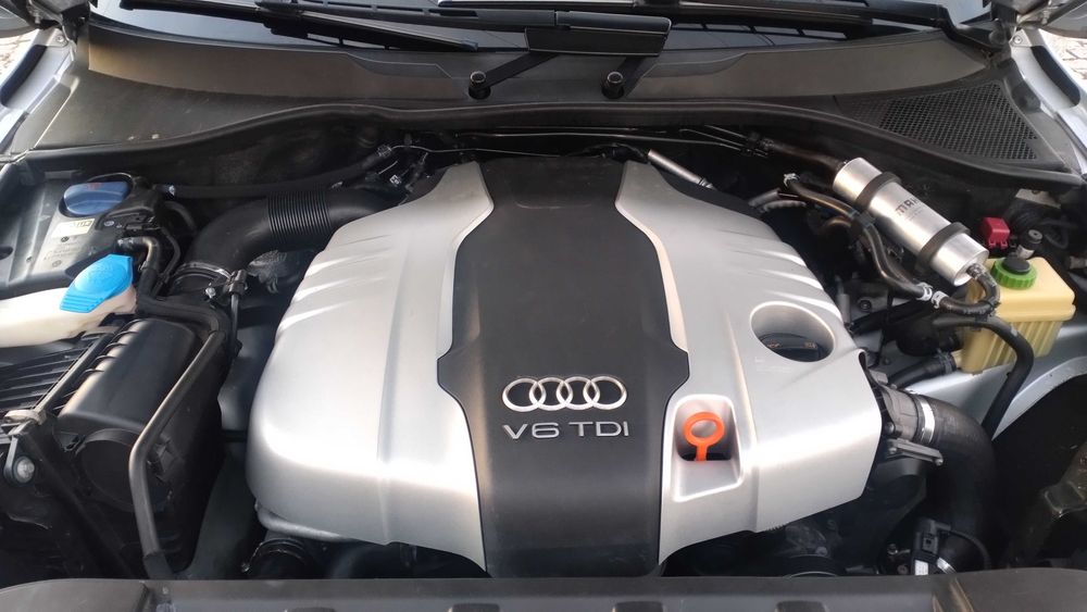 Audi Q7 S-Line 3.0 TDI V6 - NACIONAL - 7 LUGARES - Caixa de 8 Velocidades