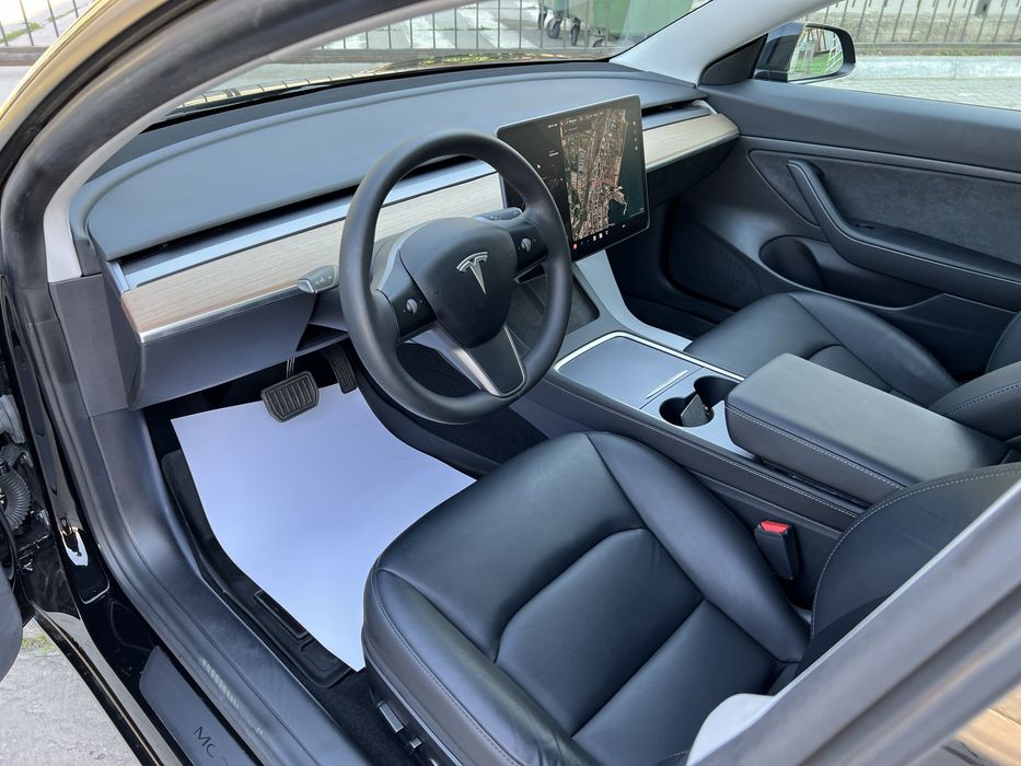 Tesla model 3 STANDARD PLUS