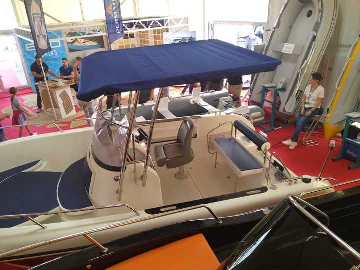 Łódka łódki łodzie wędkarska wiosłowa motorowa 550 HIT