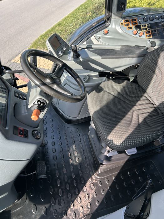 Ciągnik Valtra T 182 Direct