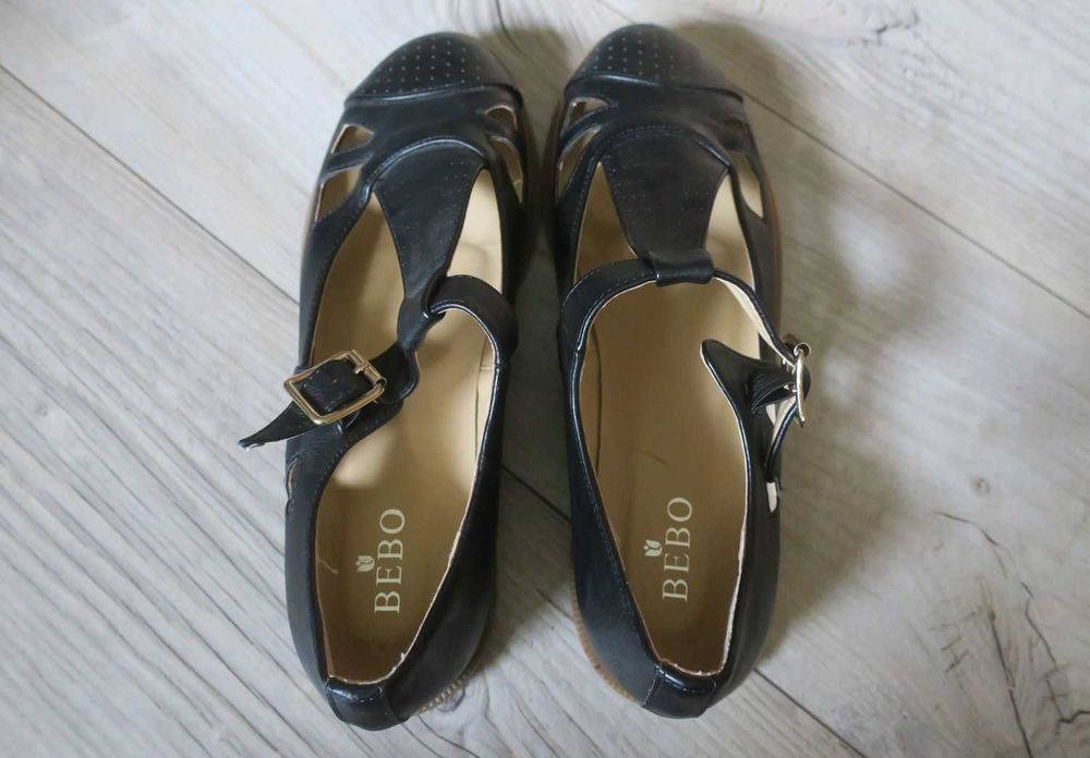 Nowe buty rozm 39 Bebo