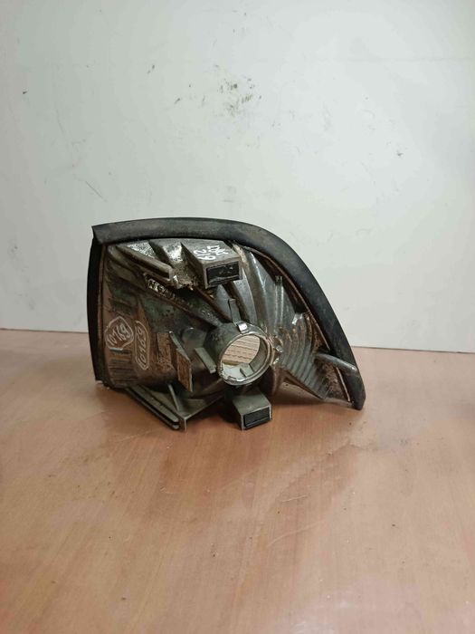Pisca trás direito BMW 3 (E36)