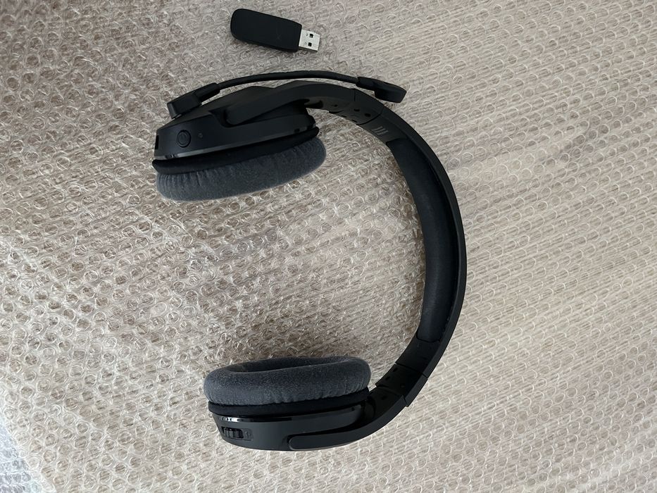 Headset HyperX wireless504670651501793280