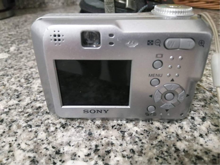Sony Camera64585813697153122