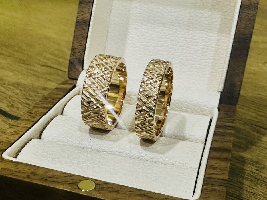 Обручальные кольца 585