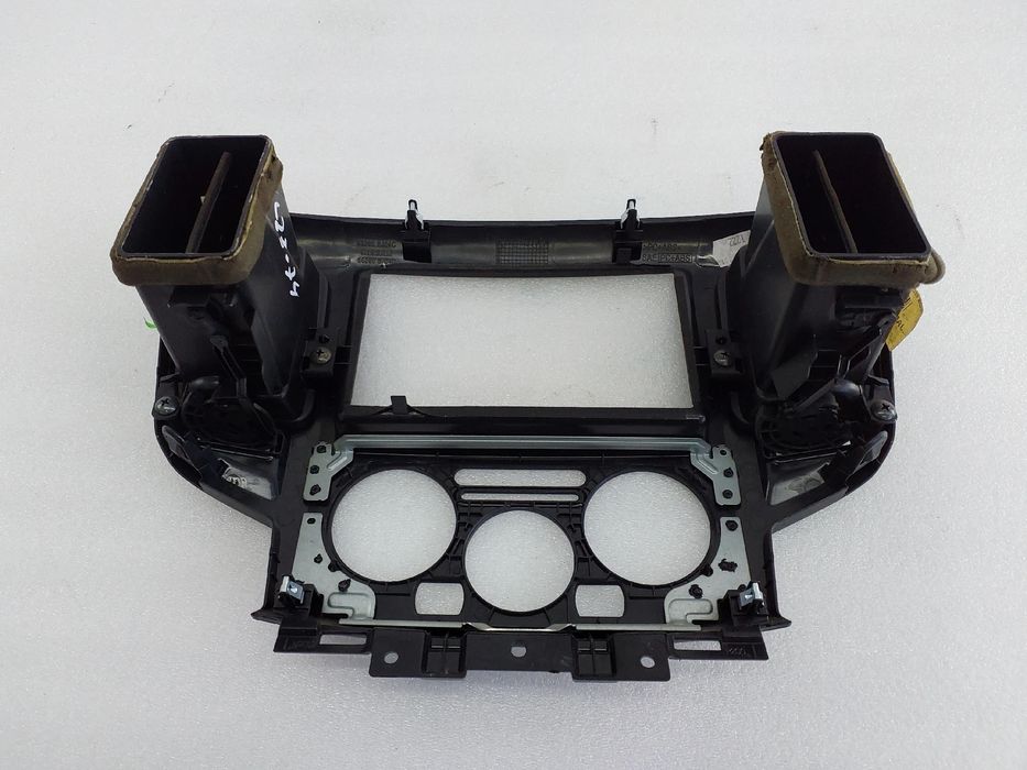 Moldura da consola central / rádio / aro NISSAN NV200 Furgão/Combi (M2