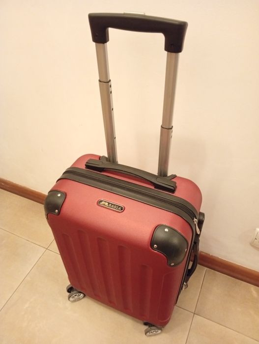 Walizka kabinowa BAGIA