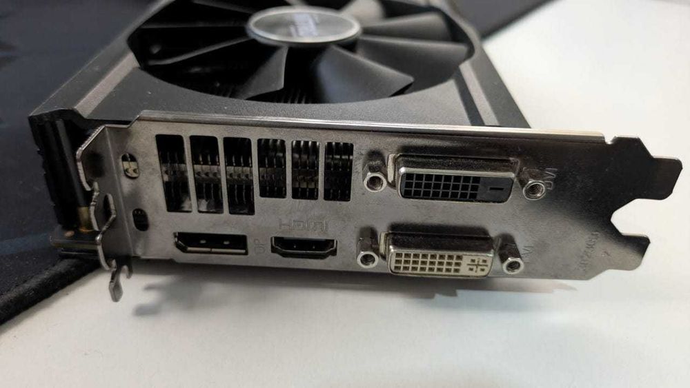 Placa gráfica AMD Shapphire Nitro R9 380 4gb