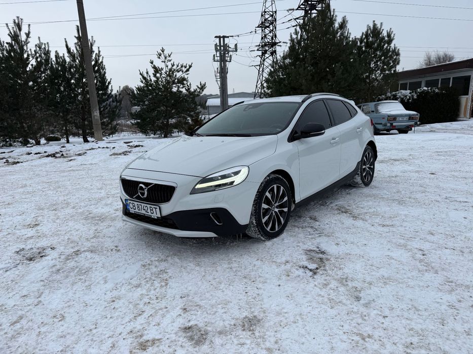 Volvo V-40 Cross Country