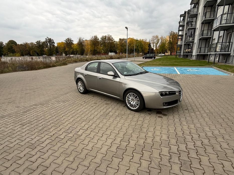 Alfa Romeo 159