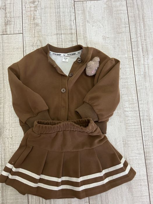 Костюмы на девочку