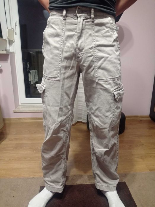Spodnie Bershka rozmiar 32 szare bojowki