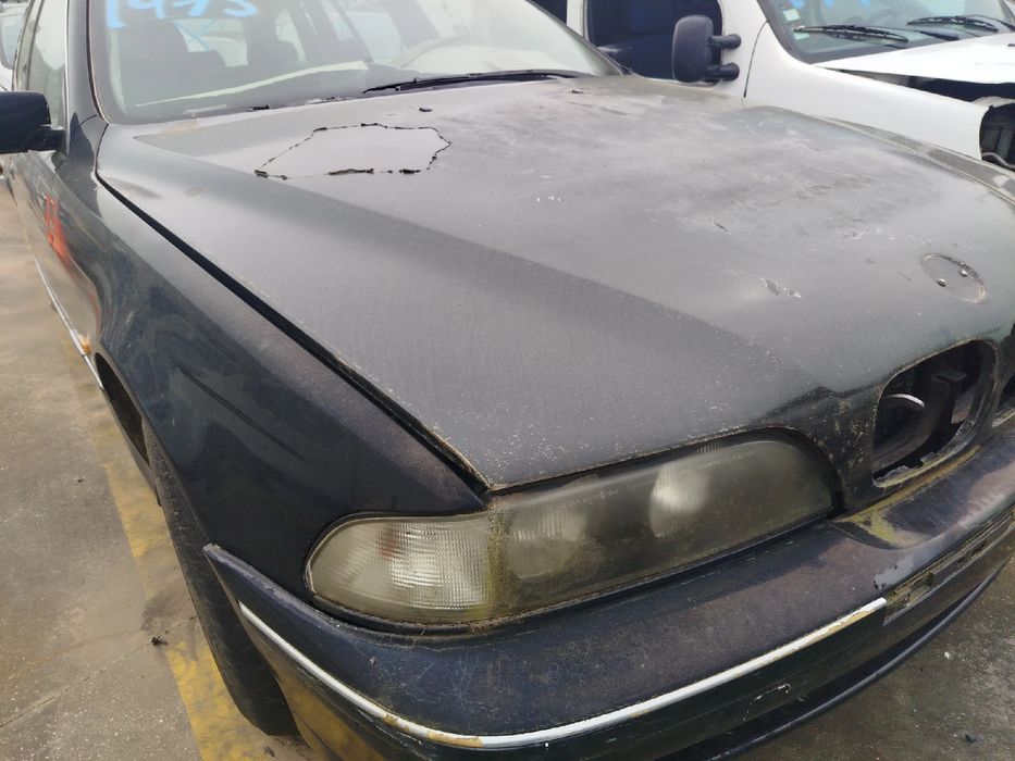 Capot BMW 5 Touring (E39)