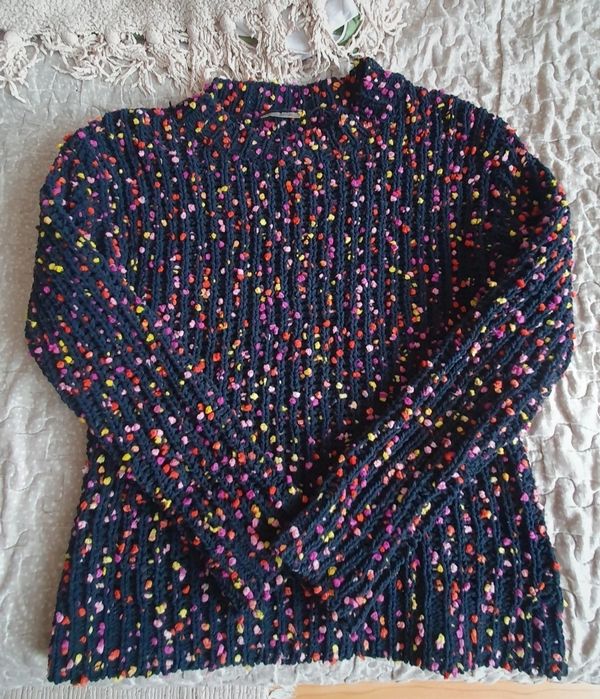 Sweter,sweterek w kolorowe kropki 146/152