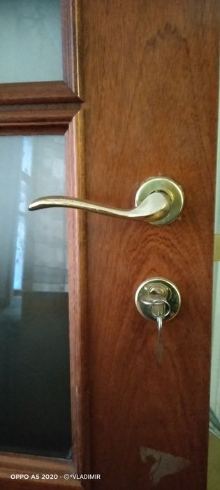 Двери деревянные межкомнатные демонтированные