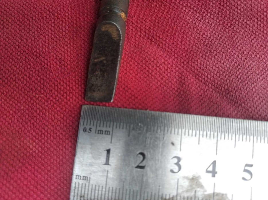 Отвёртка от зипа АК.