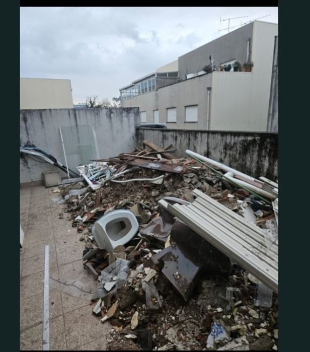 Faço cargas de entulho