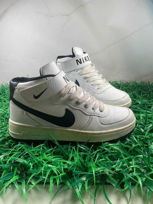 жіночі кросівки Nike Air Force 1 High 39р