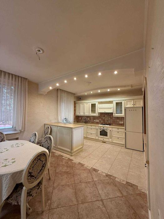 Продаётся добротный дом у моря! Участок 10 соток! Царское село. 1L55