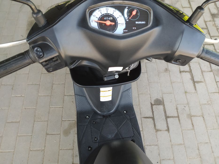 Продам скутер Suzuki Address V50