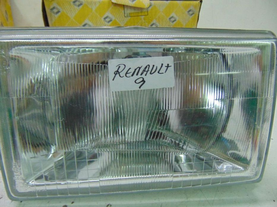 Renault 9 faróis " nova de stock antigo