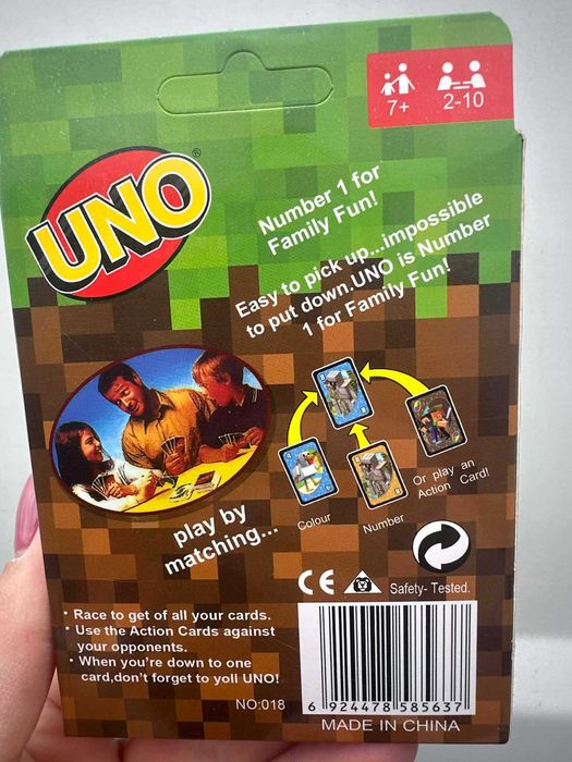 Uno gra Minecraft