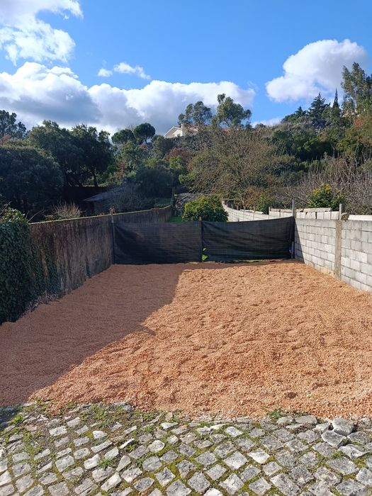 Terreno Urbano com 2 frentes