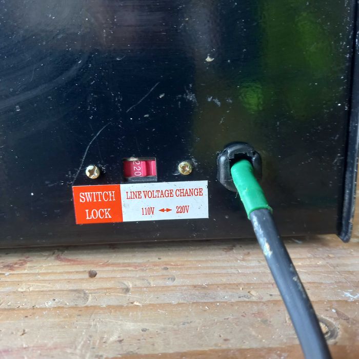 Transformator 220v/ 110v  4000W.