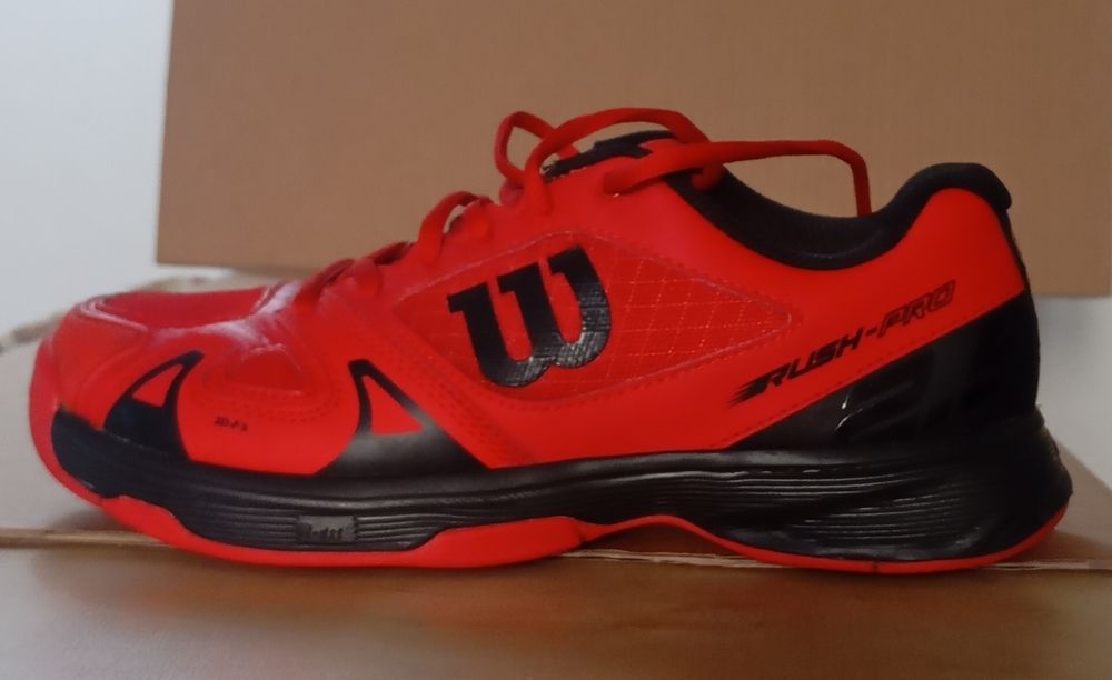 Par de Tennis Wilson