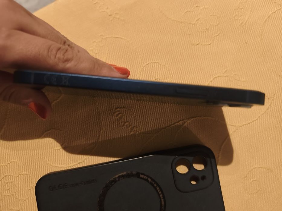iPhone 12 128gb com capa Usado