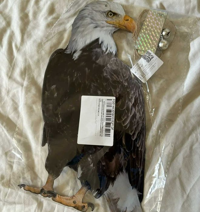 Прочный подвесной отпугиватель птиц вид орла с колокольчиком для сада