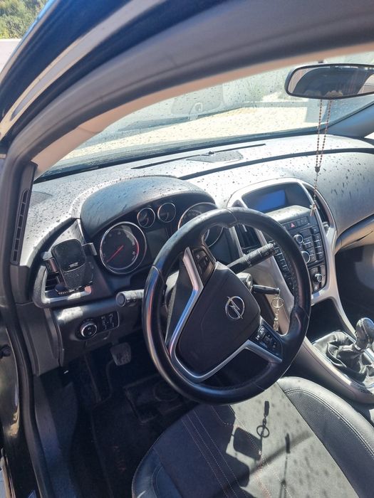 Opel astra sport tourer
