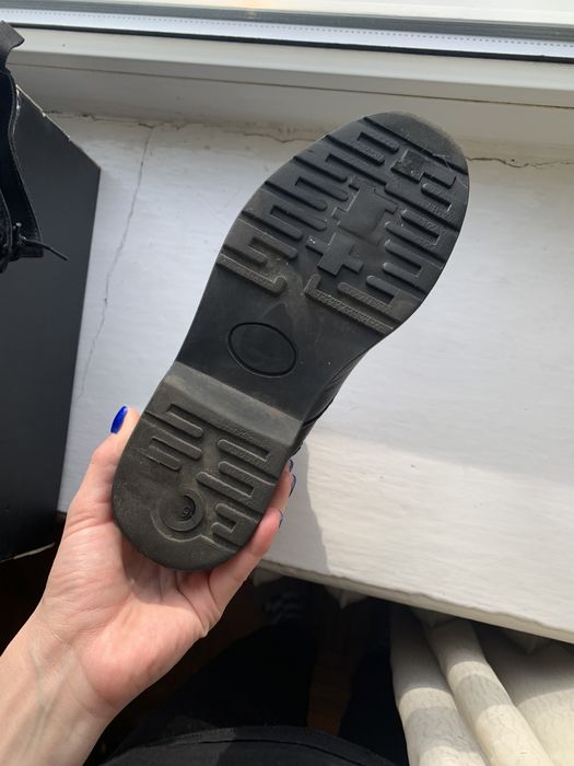 Черевики, ботинки