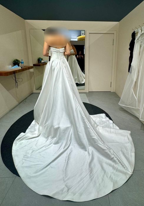 Espetacular vestido de noiva de estilista