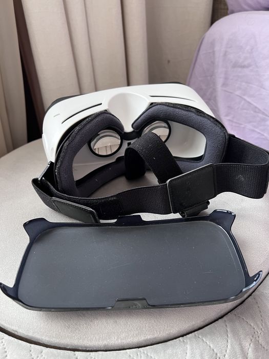 Окуляри віртуальної реальності