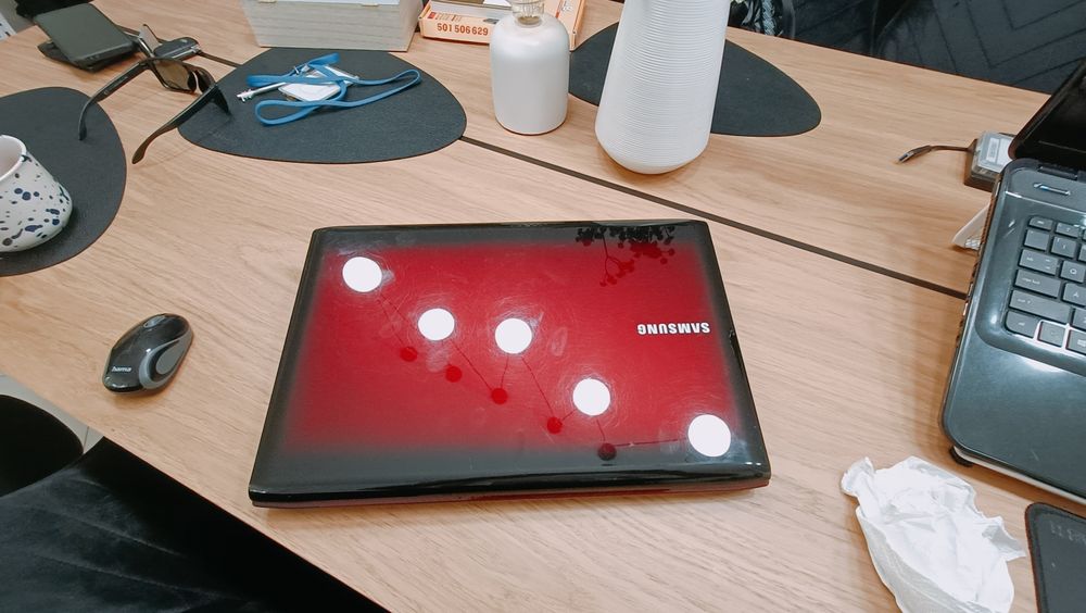 Laptop Samsung r580