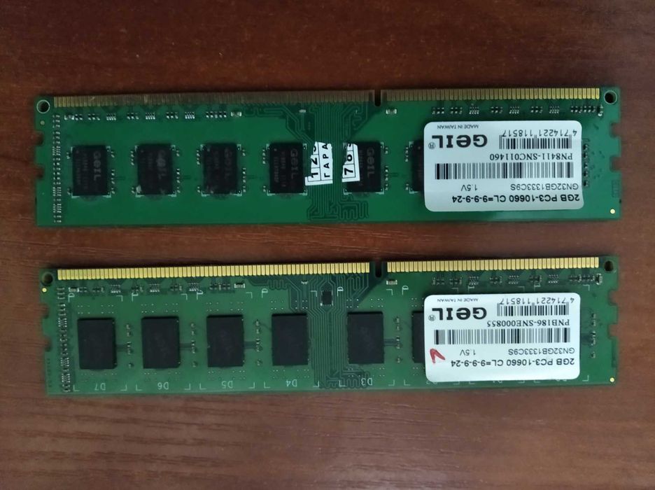Оперативна пам'ять Geil DDR3 2GB 1600MHz (GN32GB1600C11S) — 2 штуки
