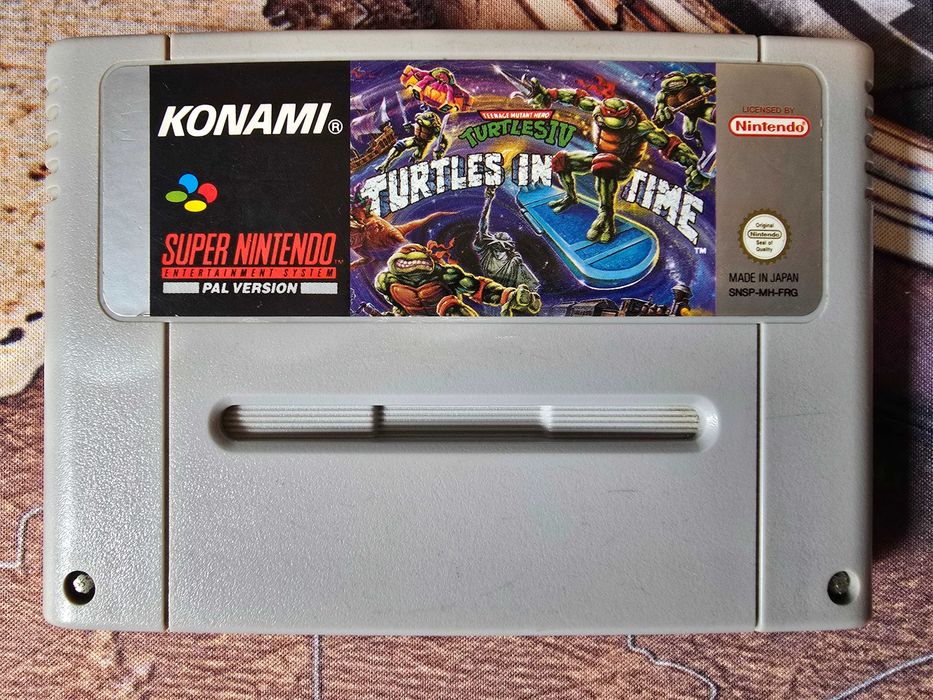 TMNT IV Turtles in Time - Super Nintendo SNES