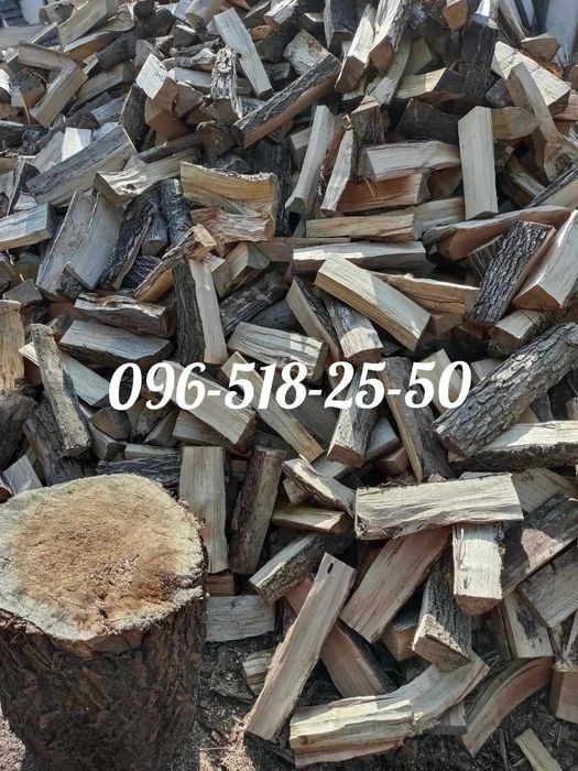 Сухі рубані дрова з вільхи(середня порода) та береза (тверда порода)