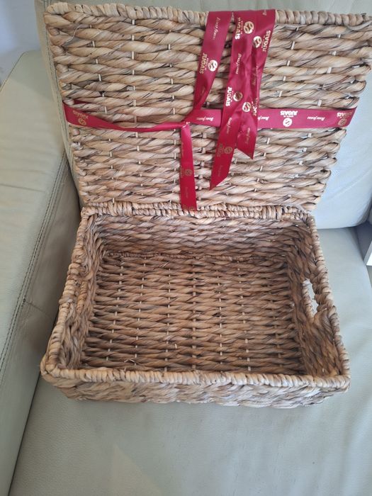 Cesta de Palha Trançada