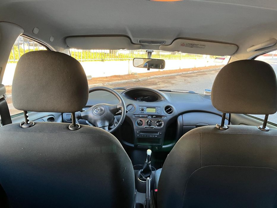 Vendo toyota yaris 1.4 D4-D