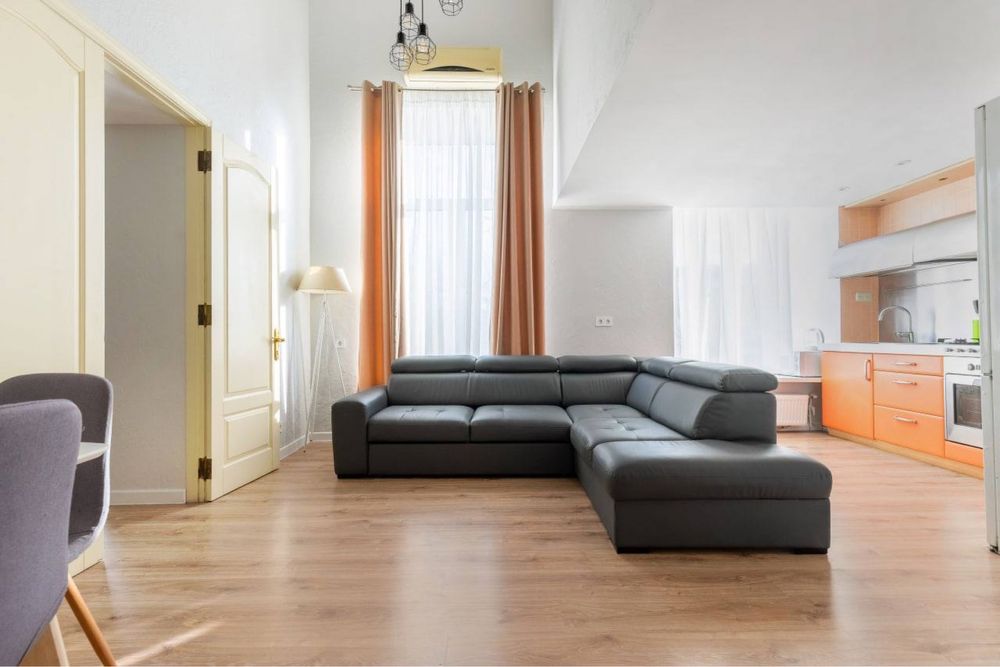 Дерибасовская 18.Центр.Посуточно.от хозяина.