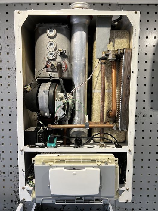 Газовый котел Proterm Thermo Master AVB 24кв