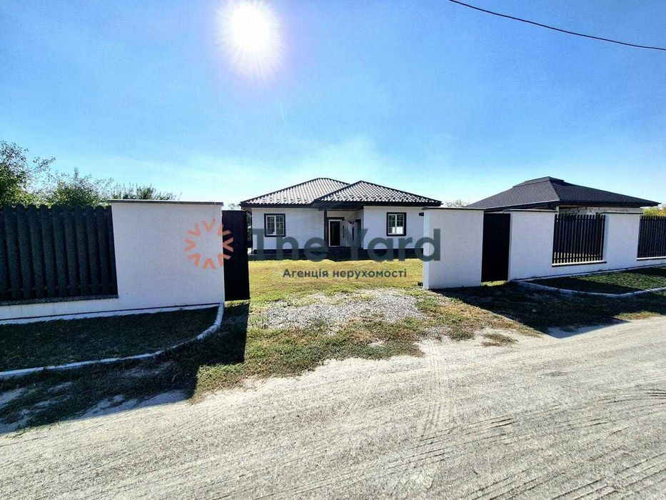 Продаж будинку село Проців 155 кв.м. ділянка 17 сот. поряд ліс