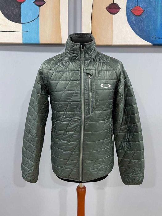Мікропуховик чоловічий фірми Oakley Primaloft