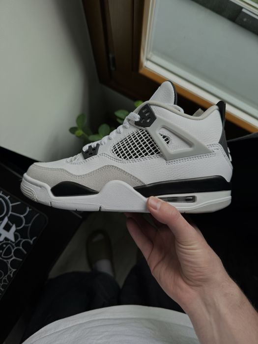 Air Jordan 4 Military Black GS - rozmiar: 39