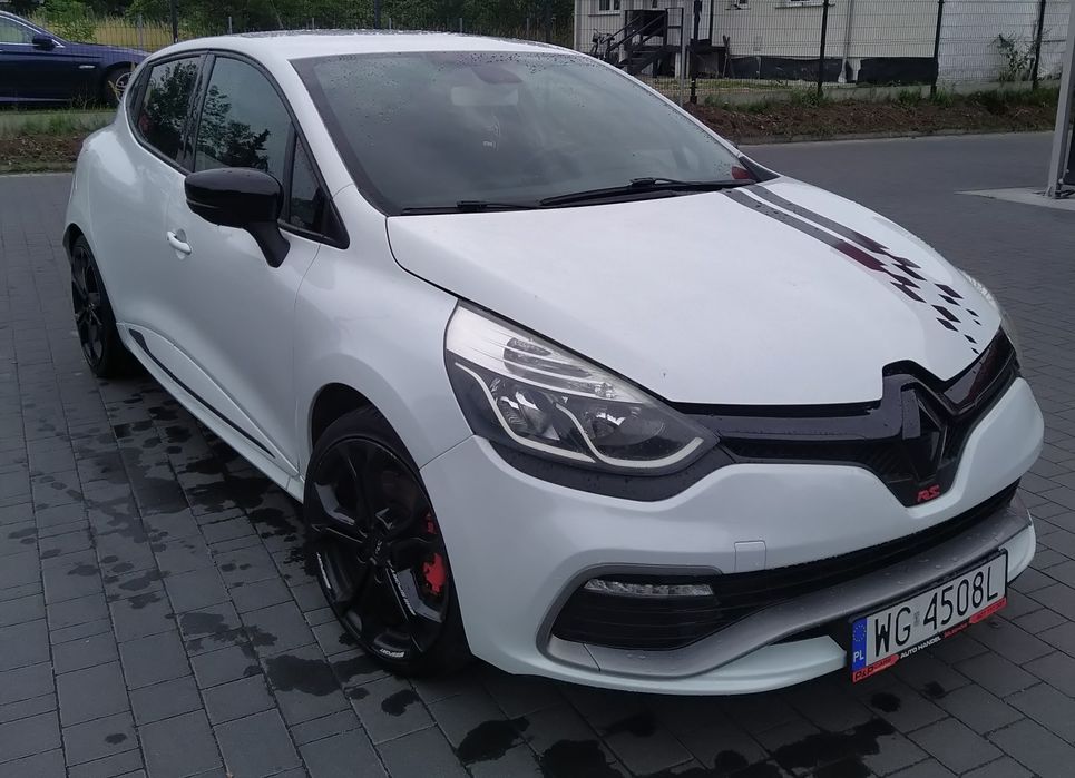 Renault Clio 1.6 Turbo RS Sport 200KM