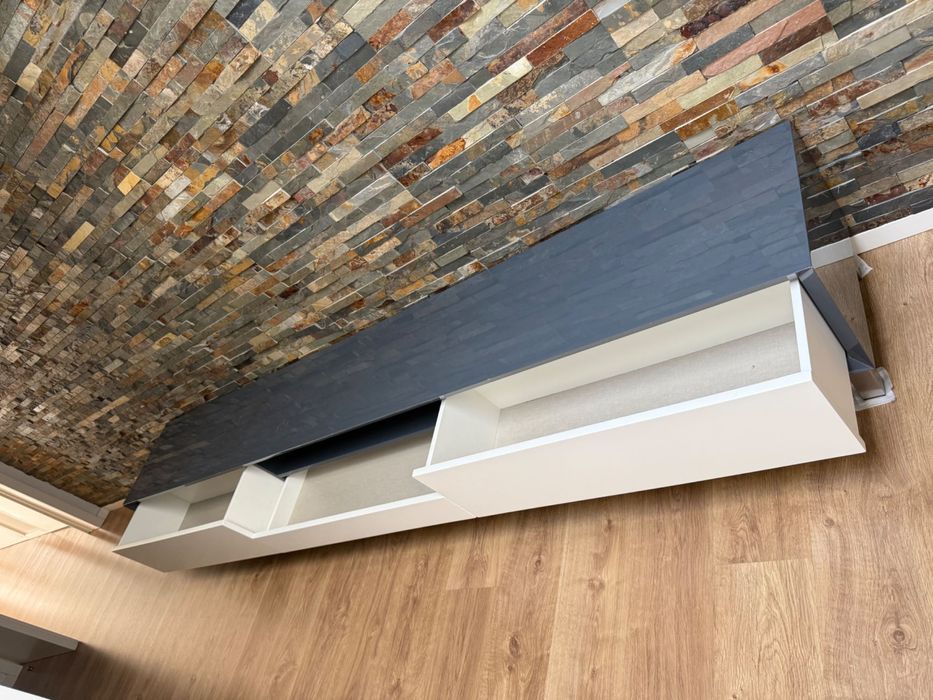 Móvel TV design contemporâneo 270 cm – excelente estado