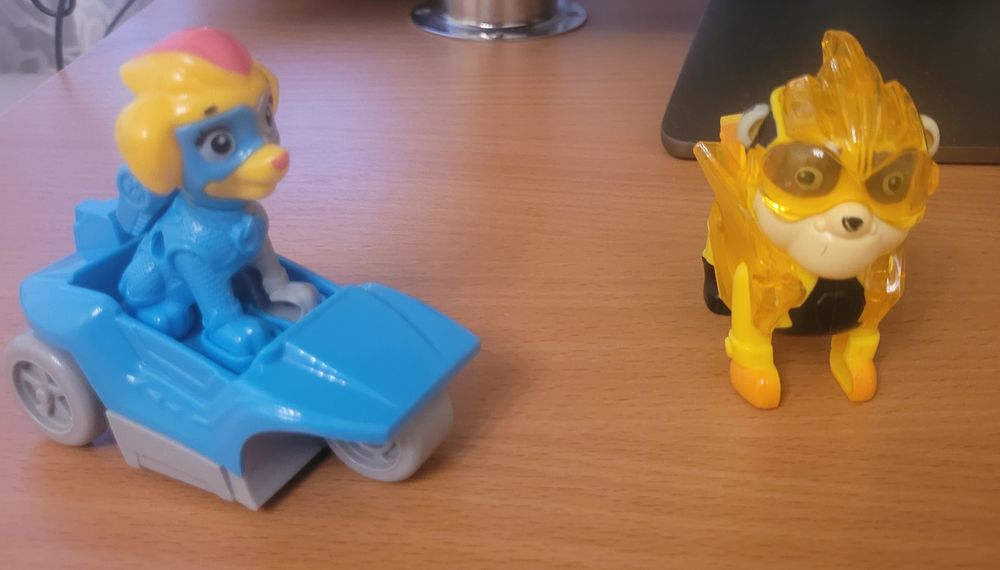 Іграшки-герої мультиків