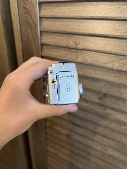 Легендарна Sony Cyber-shot DSC-P1 (2000 р.) — Рідкісна Y2K Ікона!